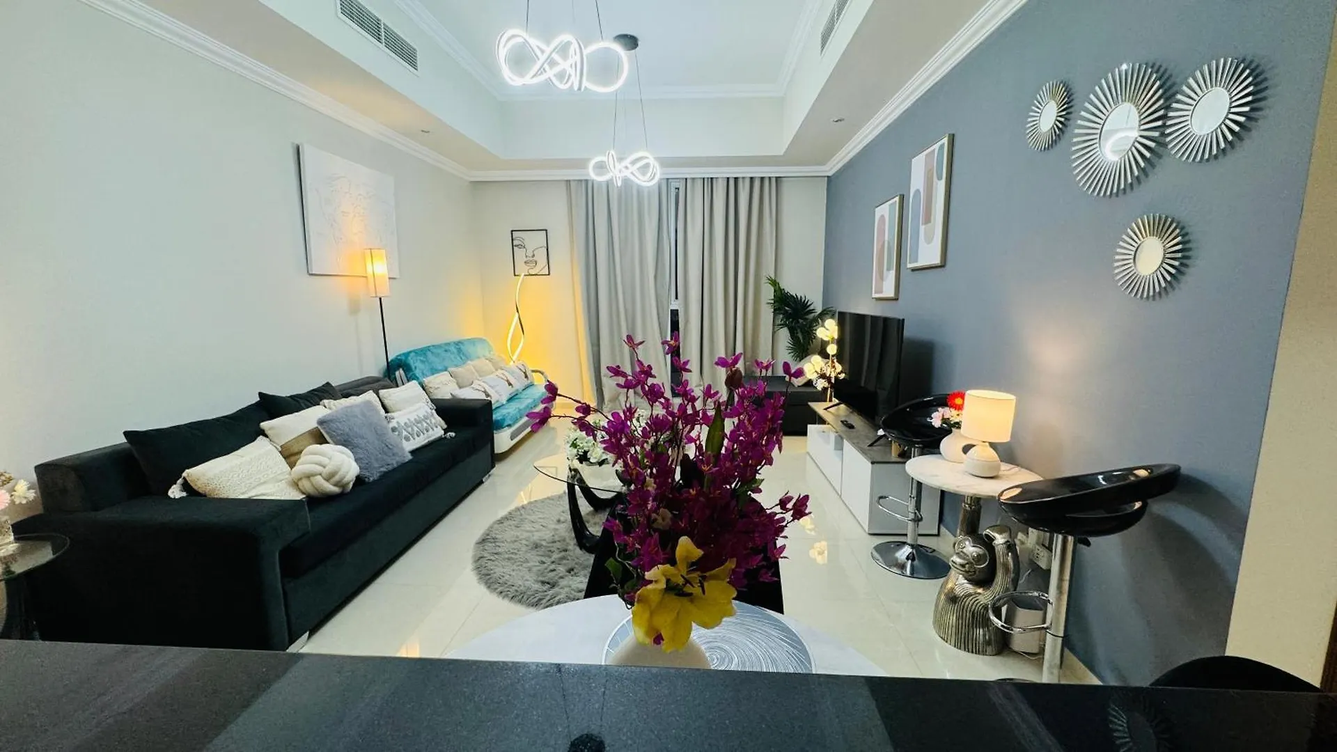 Modern Accommodations In Dunya Dubai'S Heart, Dubai Mall, Dubai Fountain And Burj Khalifa Getaway, Spectacular Views, 3-5 Minutes To Dubai Mall, Dubai Fountain & Burj Khalifa